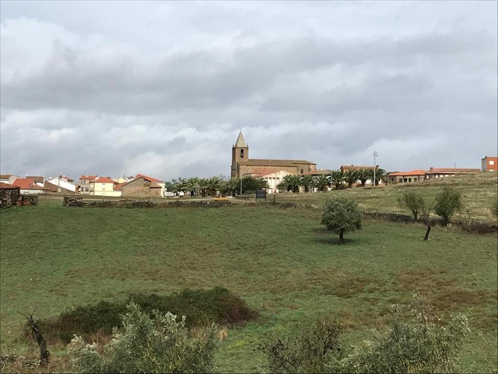 Вілла Casa Laty La Fregeneda Екстер'єр фото